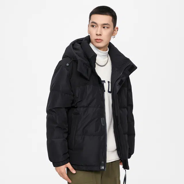 鸭鸭 经典暖冬系列 简约字母印花设计感青少年基础款插色学生党好物户外通勤防风保暖抗皱宽松休闲百搭连帽羽绒服 男女同款