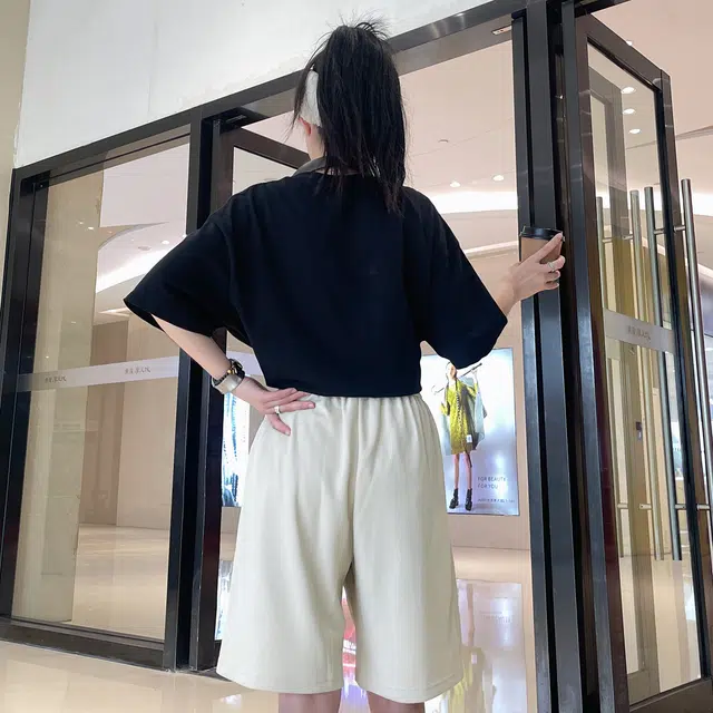 鸭鸭 多巴胺美式高街基础款纯色通勤百搭透气舒适简约大码高级感时尚运动百搭 阔腿裤学院风中腰系带五分裤休闲短裤 男女同款
