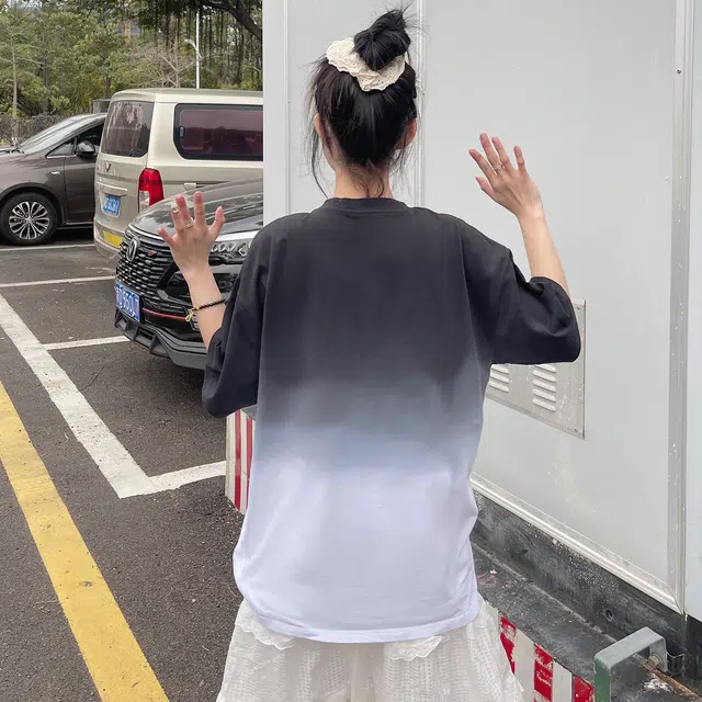 logo oversize T