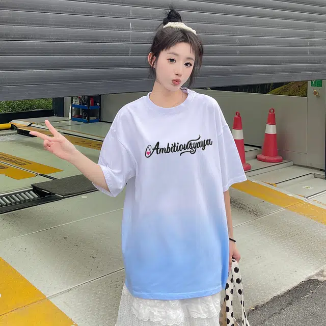 logo oversize T