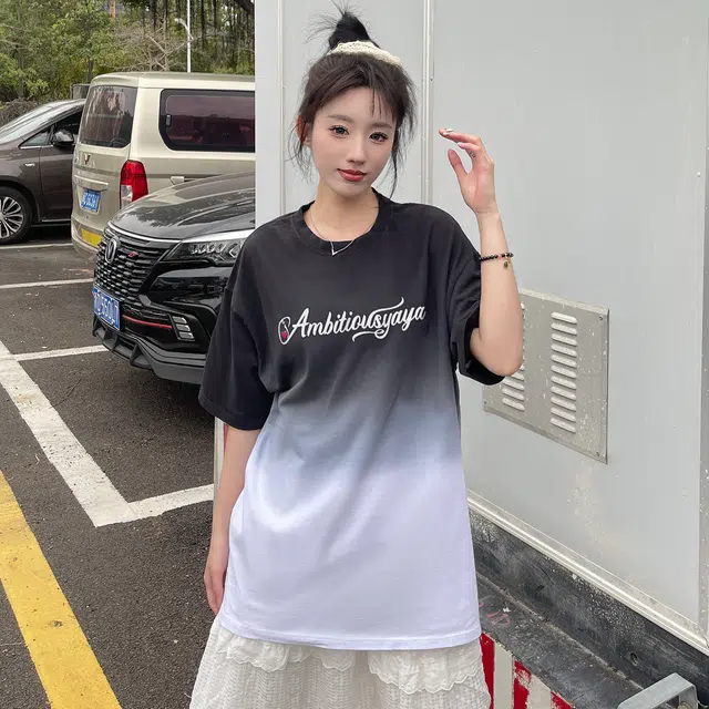 logo oversize T