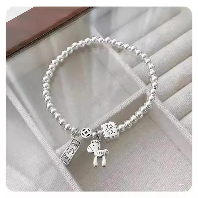 999