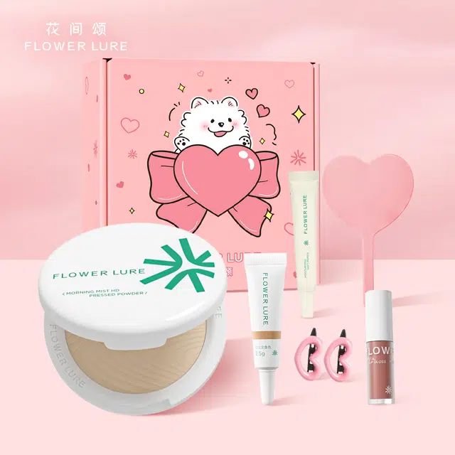 花间颂 开心没烦恼礼盒 彩妆套 哑光定妆持久易上色磨皮自然雾面 显白提升气色  粉饼唇釉唇泥贴贴霜遮瑕