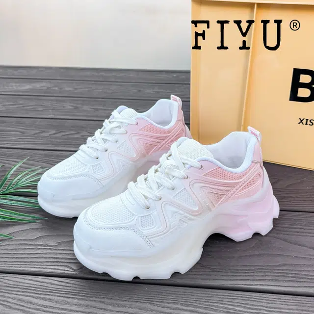 TELENT Gradient Dad Sneakers