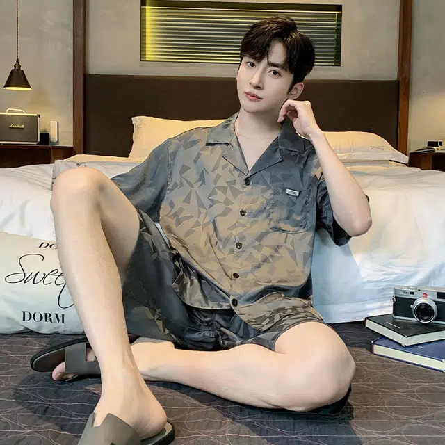 俏霓桐 高级感大气时尚简约休闲舒适凉感家居服可外穿睡衣套装 男款 图色