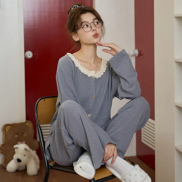 俏霓桐 简约条纹优雅花边保暖蓄温德绒圆领长袖长裤家居服可外穿睡衣套装 女款