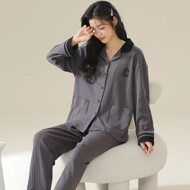 俏霓桐 简约字母亲肤舒适长袖开衫休闲长裤可外穿睡衣套装 女款 深灰色