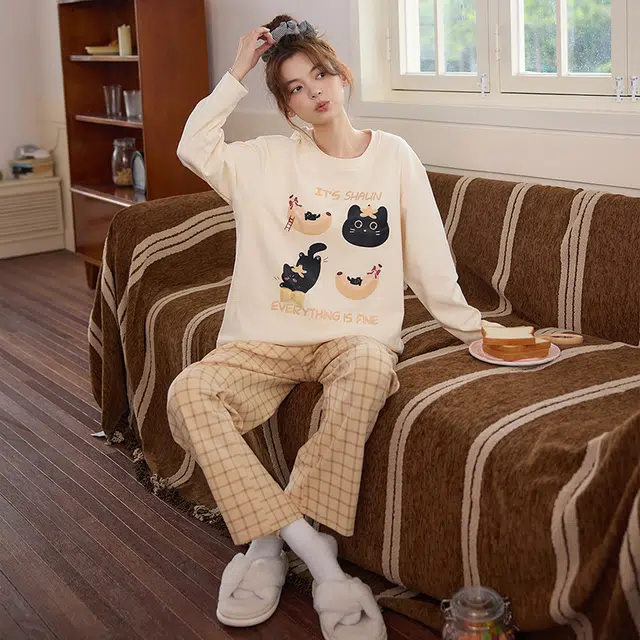 俏霓桐 春秋款甜美可爱卡通圆领简约格子休闲带胸垫长袖长裤家居服可外穿睡衣套装 女款