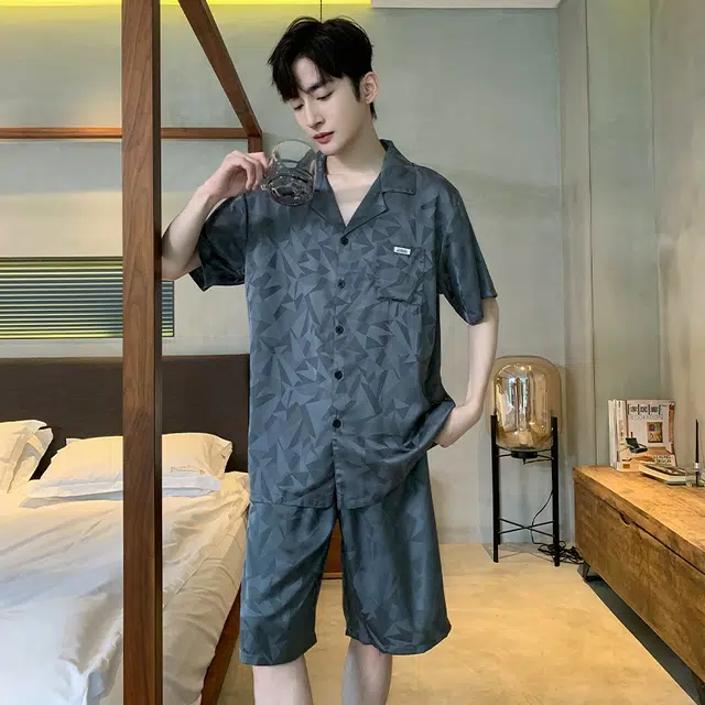 俏霓桐 高级感大气时尚简约休闲舒适凉感家居服可外穿睡衣套装 男款 图色