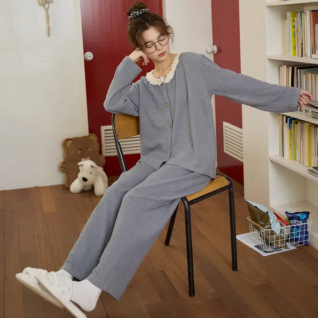 俏霓桐 简约条纹优雅花边保暖蓄温德绒圆领长袖长裤家居服可外穿睡衣套装 女款