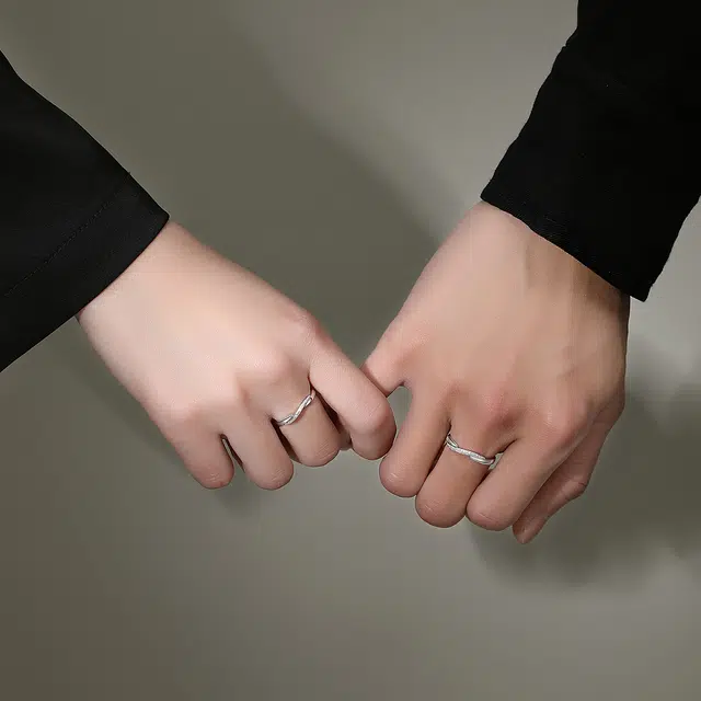 S925