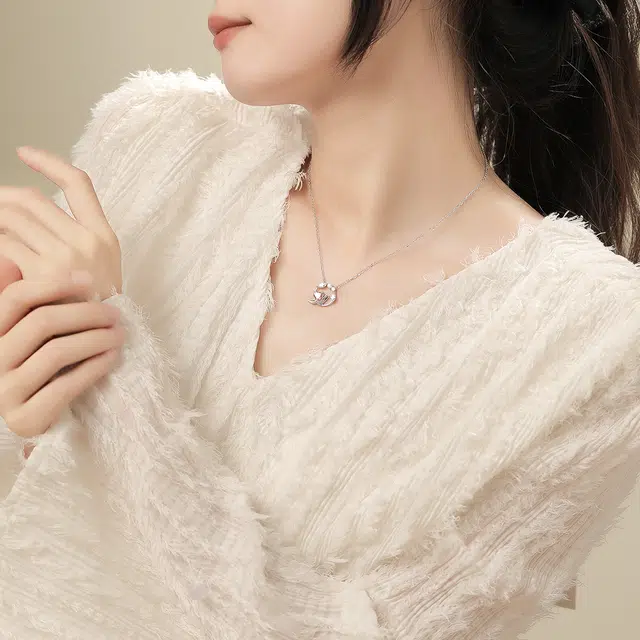 S925