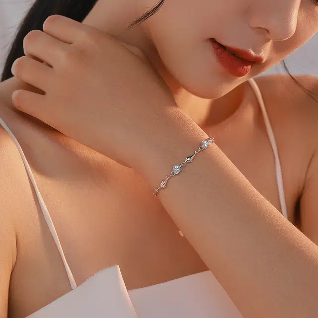 S925