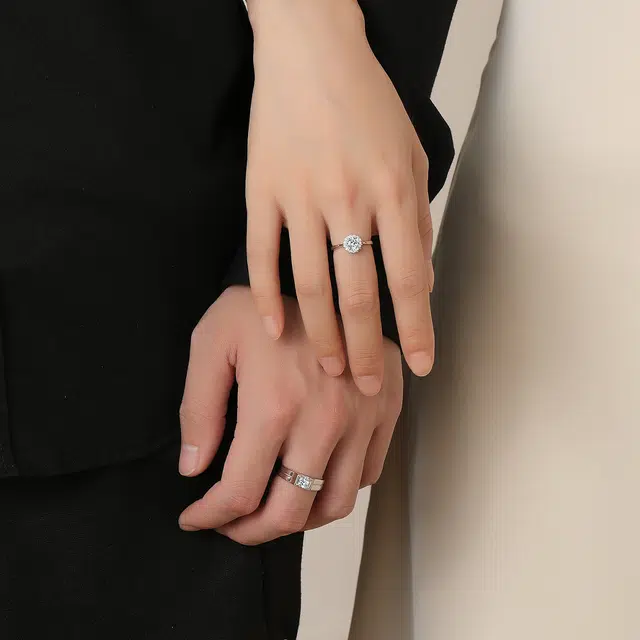 S925