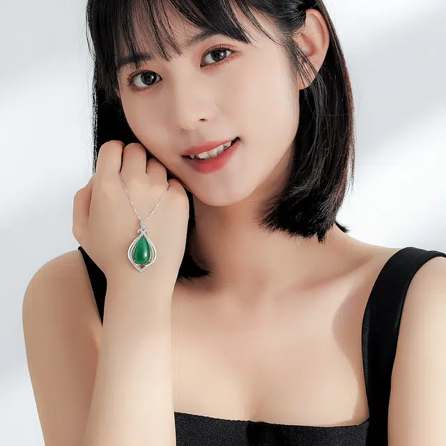 七可 滴水之恩 新中式国风系列 温婉气质水滴国潮小众首饰 玉髓 玉石项链 女款 礼盒款 可代写贺卡