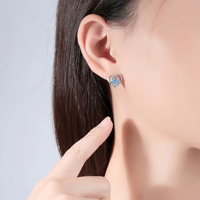 S925