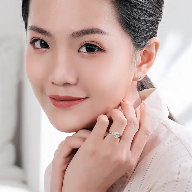 喜钻 爱心璀璨精致百搭气质出勤 新年好礼 钻石 耳钉 女款
