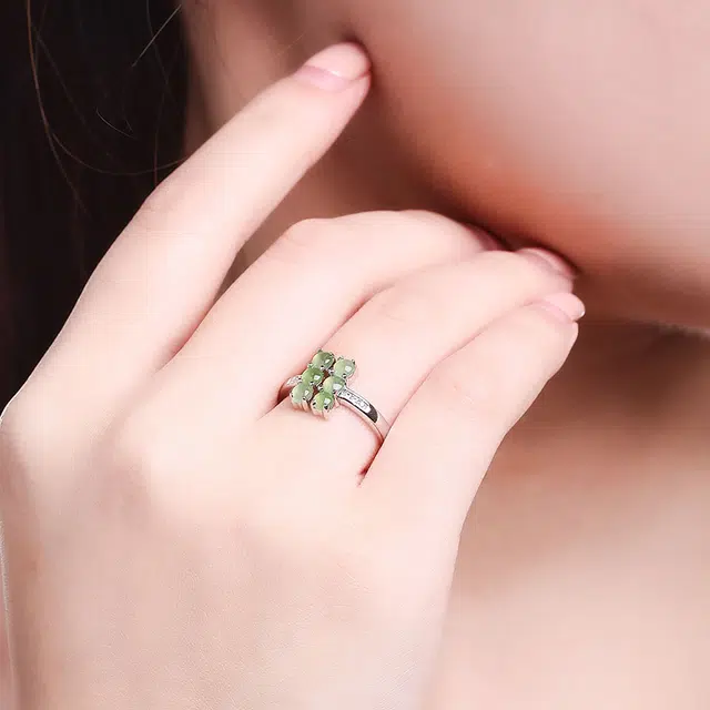 S925