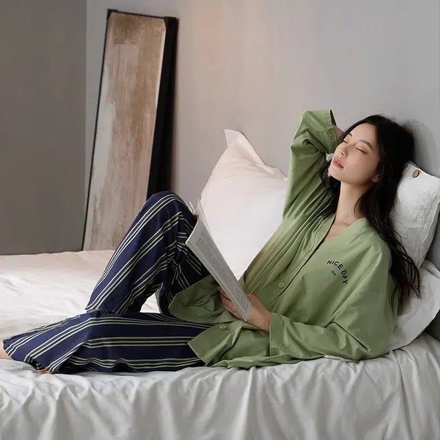 都市丽人 舒适休闲开衫长袖长裤家居服可外穿睡衣套装 女款 图片色
