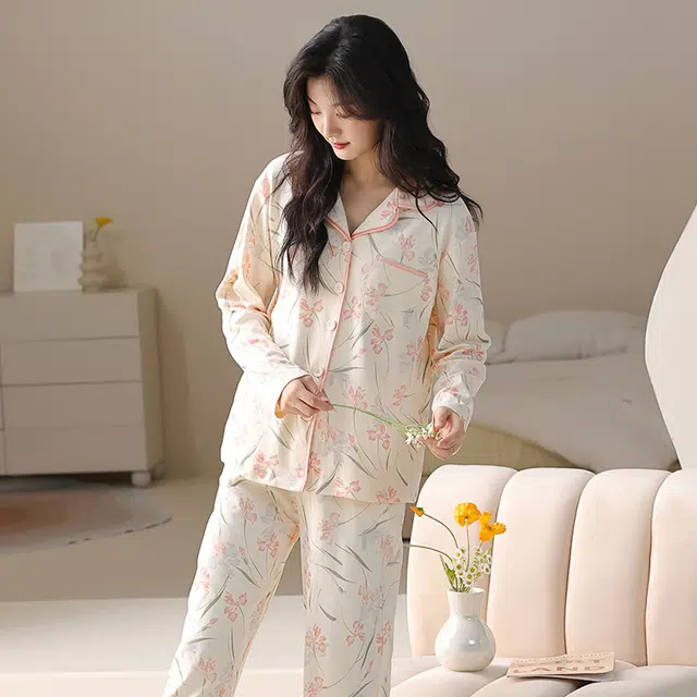 都市丽人 甜美风设计长袖开衫时尚长裤休闲可外穿睡衣套装 女款 图片色