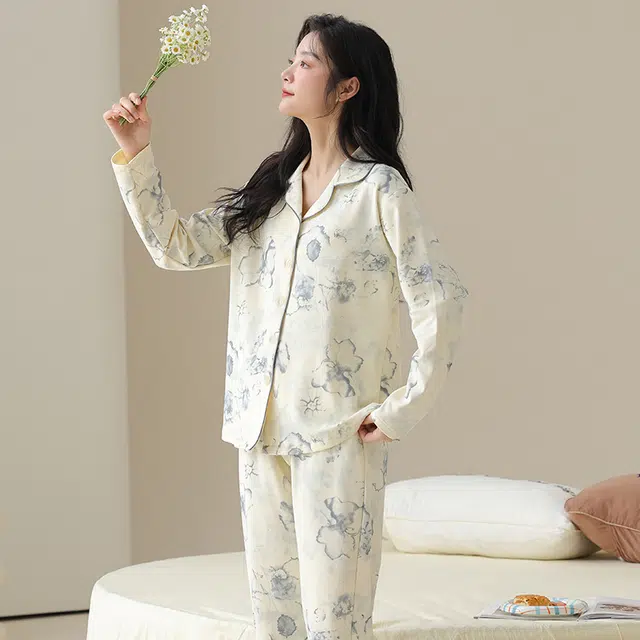 都市丽人 复古设计长袖开衫时尚休闲长裤可外穿睡衣套装 女款 图片色