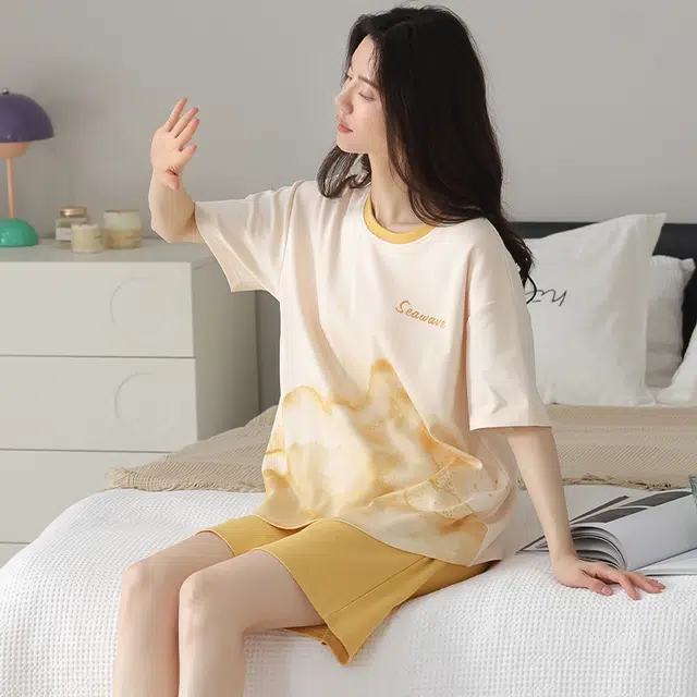 都市丽人 夏季免穿带胸垫卡通动漫撞色常规袖短袖圆领睡衣套装 女款