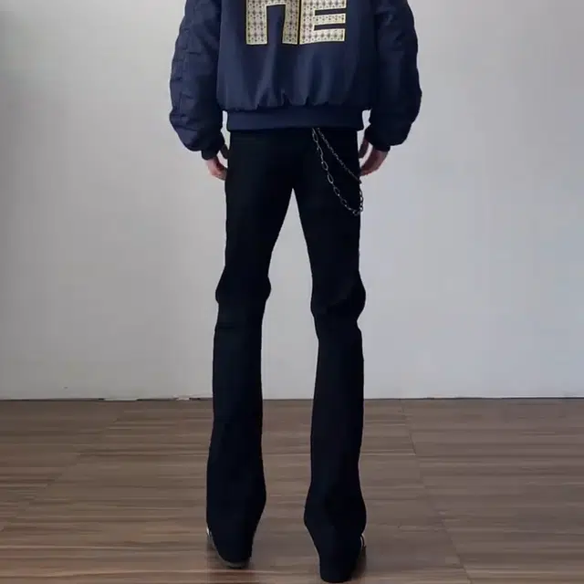 Menglaini VIBE