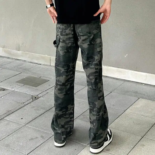 Menglaini 3D