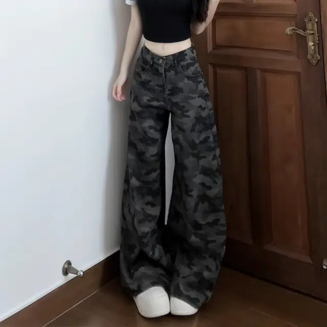 Menglaini