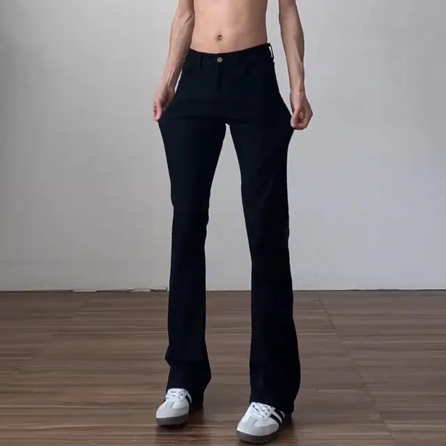Menglaini VIBE