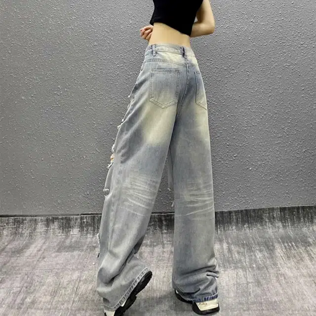 Menglaini