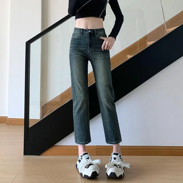 Menglaini
