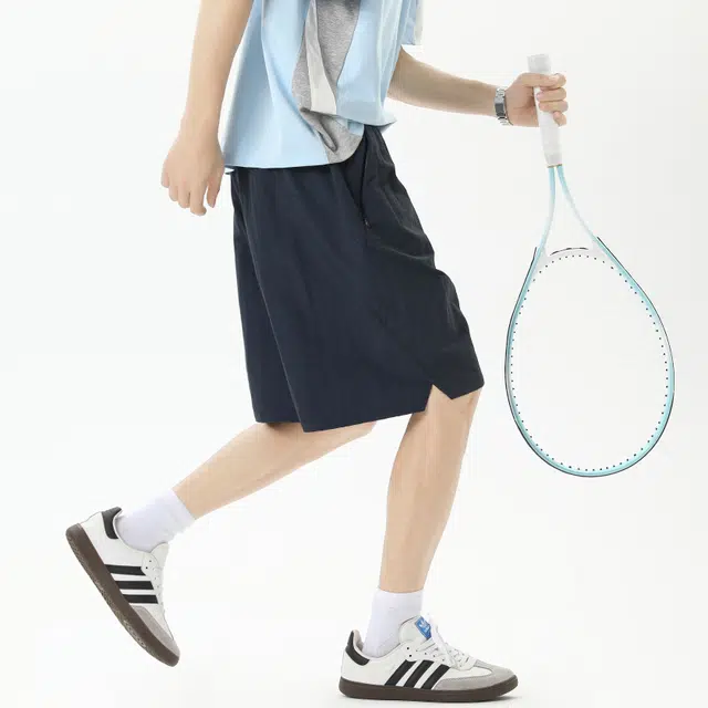 a02