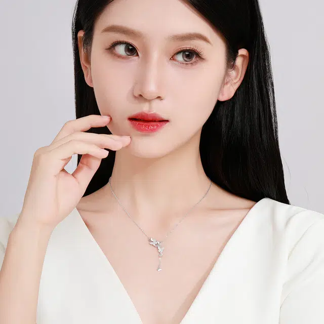 S925