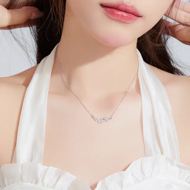S925
