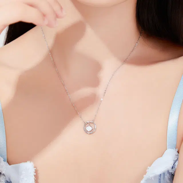 S925