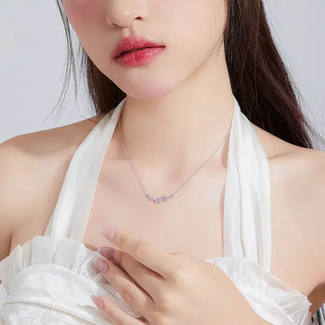S925