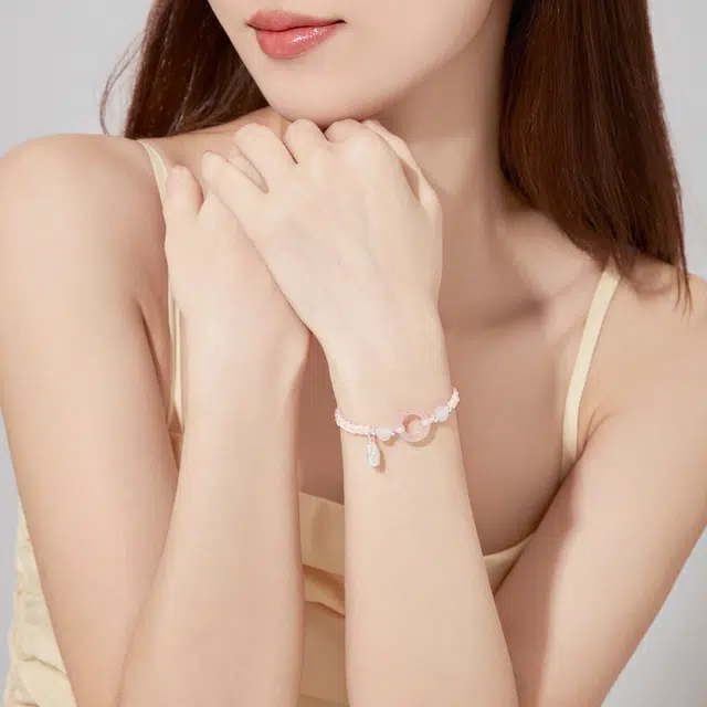 S925