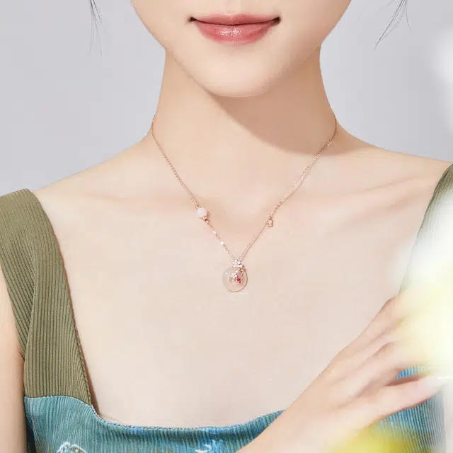 S925