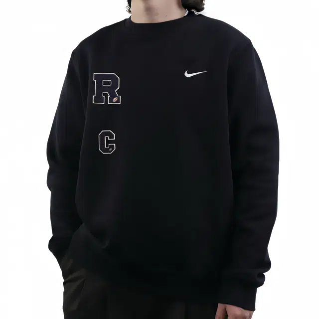 Nike R