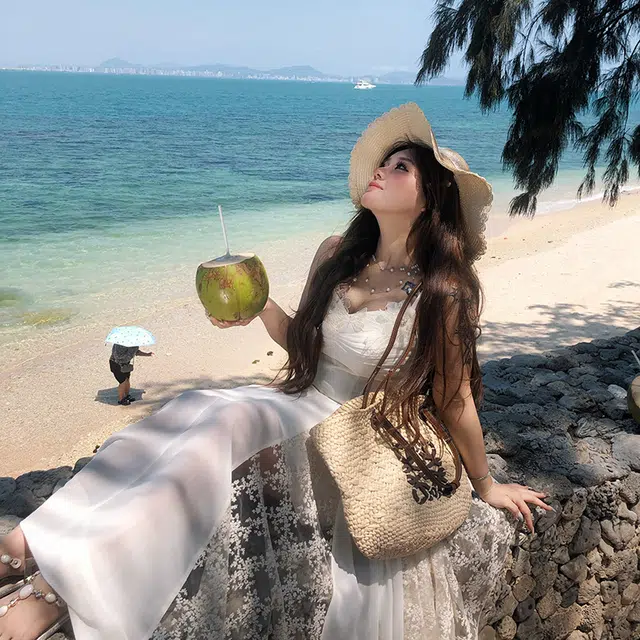 安妮不火 甜美浪漫蝴蝶蕾丝装饰罩衫飘逸雪纺仙女裙裙装套装 女款 杏色