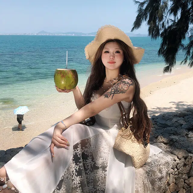 安妮不火 甜美浪漫蝴蝶蕾丝装饰罩衫飘逸雪纺仙女裙裙装套装 女款 杏色