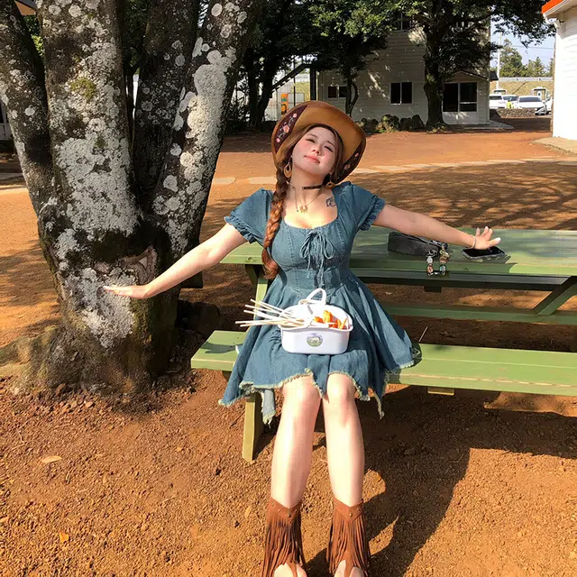 安妮不火 高腰显瘦复古流苏牛仔立体泡泡袖短袖连衣裙 女款