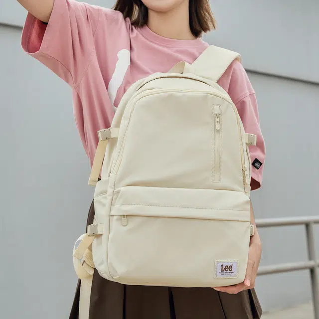 Lee