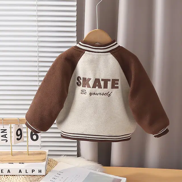 雅鹿夹克 潮流舒适绣花字母夹棉棒球服 咖啡色 儿童款