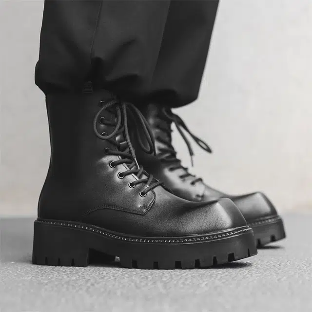 超纤皮 舒适简约小众英伦风厚底 短筒 经典马丁靴 男款