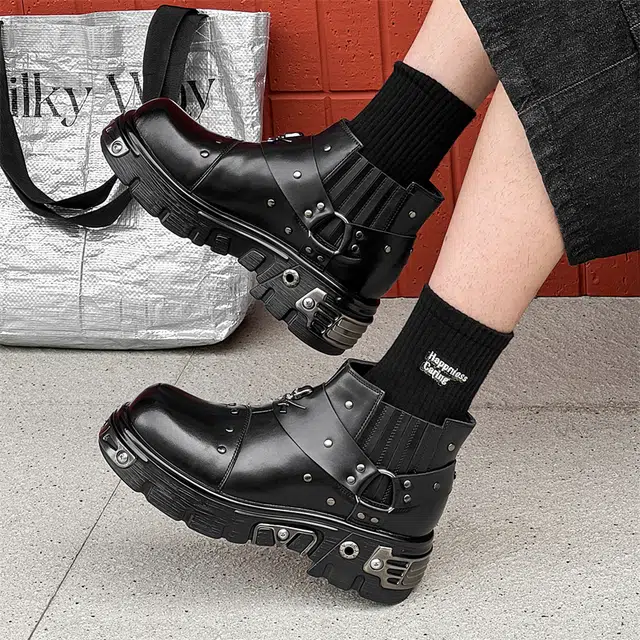 潮流百搭软底内增高英伦风铆钉舒适 短筒 马丁靴 男款