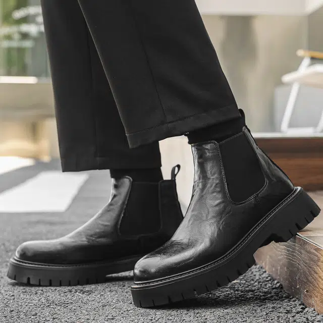 经典潮流轻奢英伦风厚底高帮时尚 短筒 马丁靴 男款 黑色