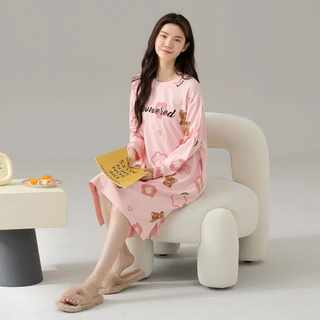 俏霓桐 卡通小熊纯棉舒适圆领长袖可爱甜美学生时尚居家睡衣家居服睡裙 女款