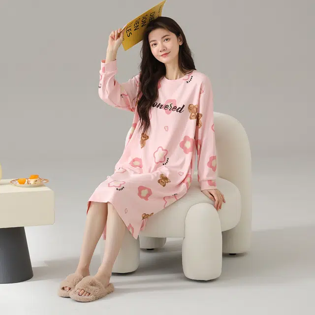 俏霓桐 卡通小熊纯棉舒适圆领长袖可爱甜美学生时尚居家睡衣家居服睡裙 女款